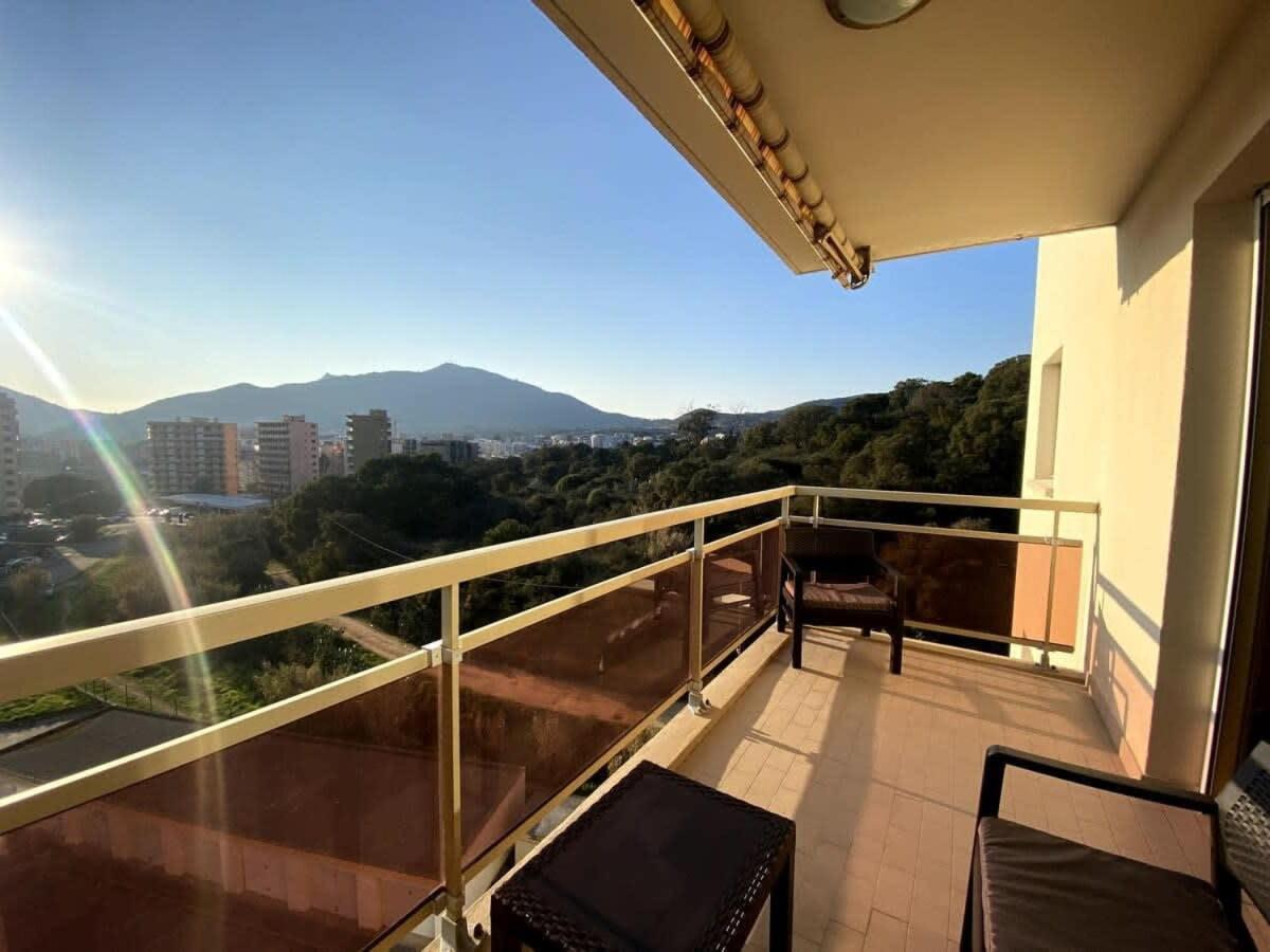 Casamea - Spacieux, Terrasse, Clim, Parking أجاكسيو المظهر الخارجي الصورة